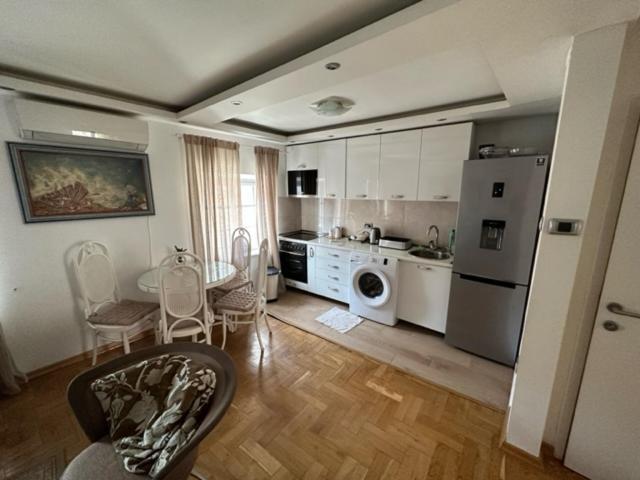 Cozy Old Town Apartment, Будва Екстер'єр фото
