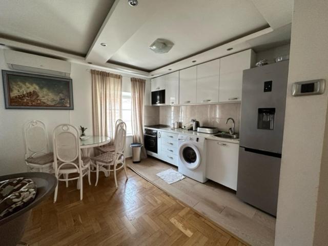 Cozy Old Town Apartment, Будва Екстер'єр фото